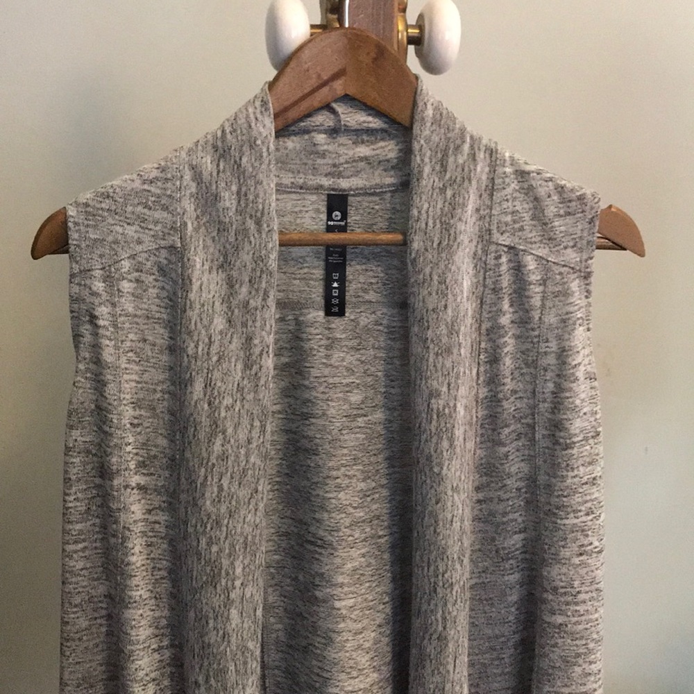 NWOT 90 degree Top